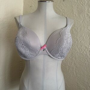 Victoria’s Secret Body by Victoria Lined Perfect Coverage Bra 36DDD